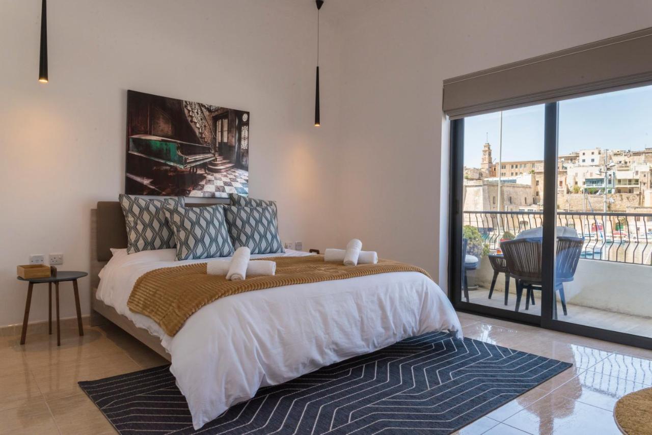 Vittoriosa' Seafront 2 Bed Highly Furnished Apartment Екстериор снимка