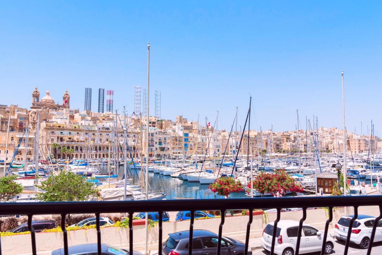 Vittoriosa' Seafront 2 Bed Highly Furnished Apartment Екстериор снимка