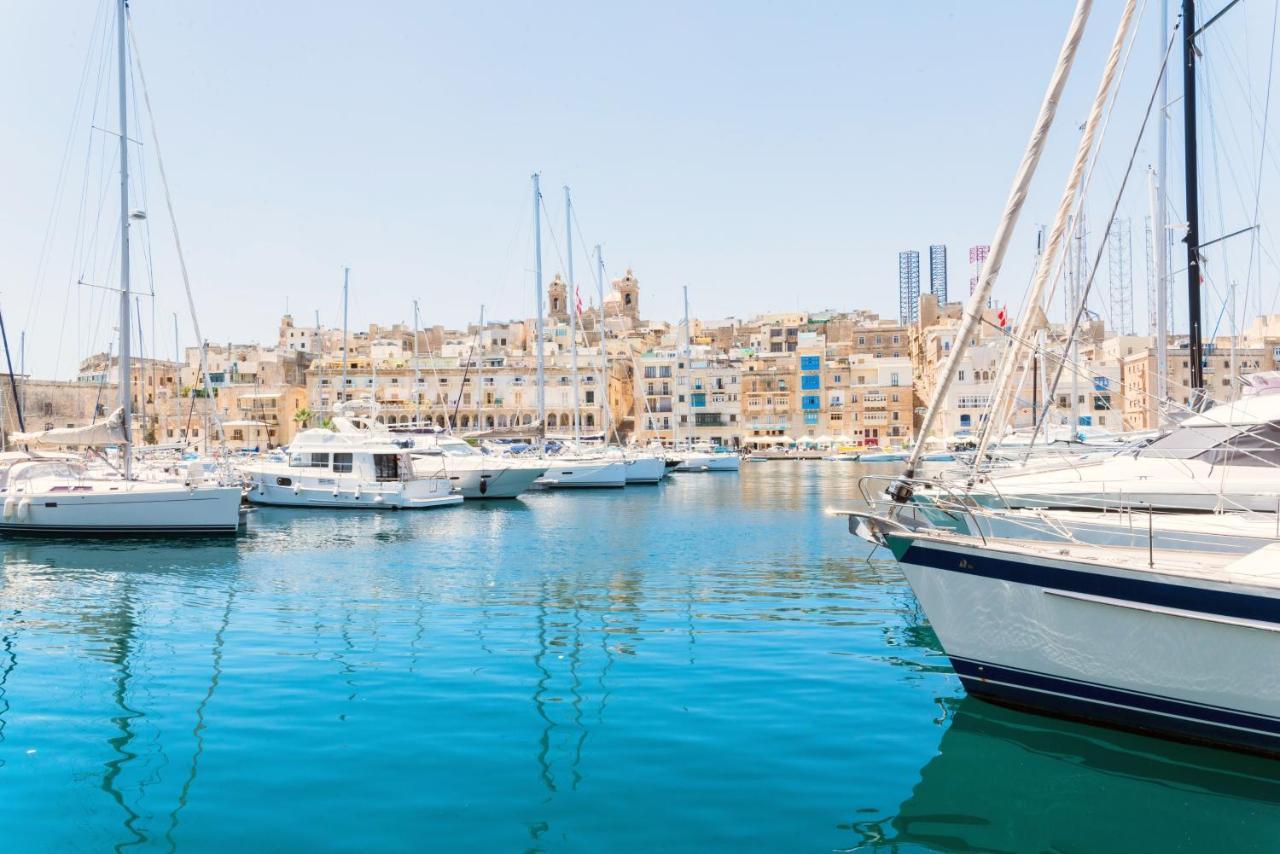 Vittoriosa' Seafront 2 Bed Highly Furnished Apartment Екстериор снимка